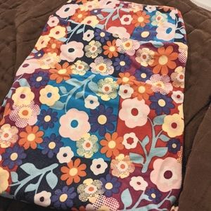 TC LuLaRoe leggings 2/$17 3/$23 4/$27